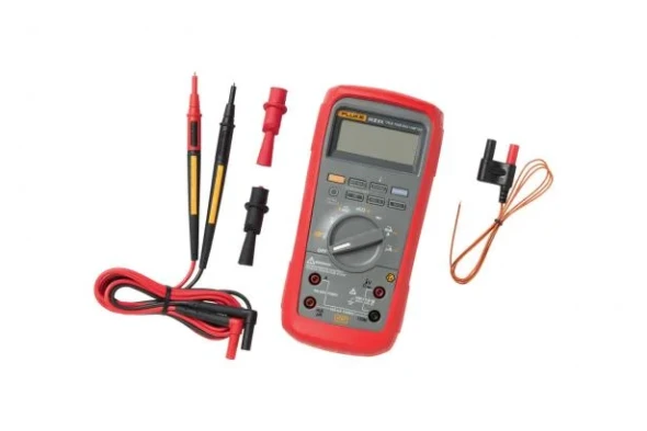 Fluke 28 II Ex Intrinsically Safe True-rms Digital Multimeter 2