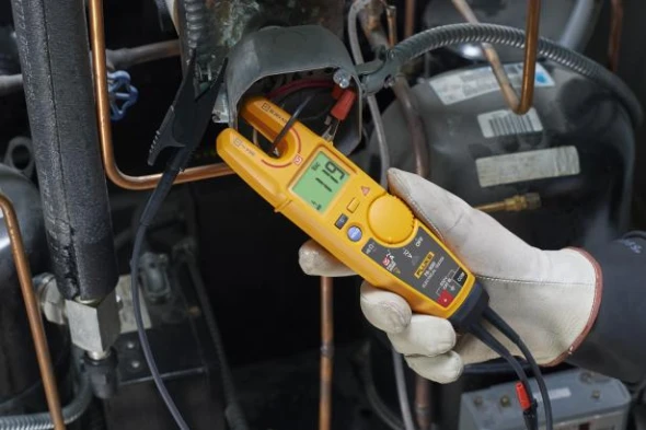 Fluke T6-600 Electrical Tester 2